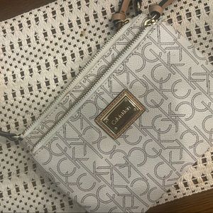 CALVIN KLEIN Crossbody